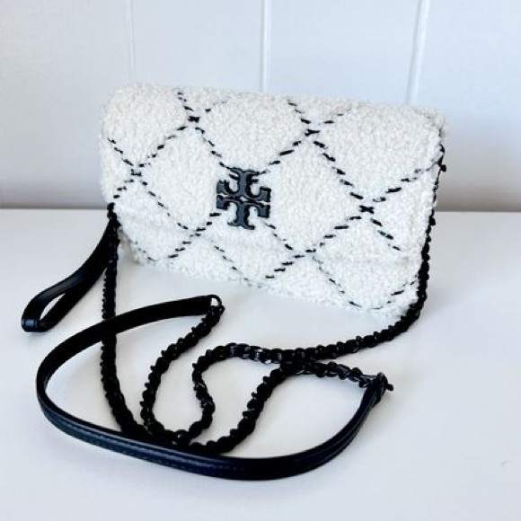 Tory Burch Handbags - Tory Burch White Tweed WOC